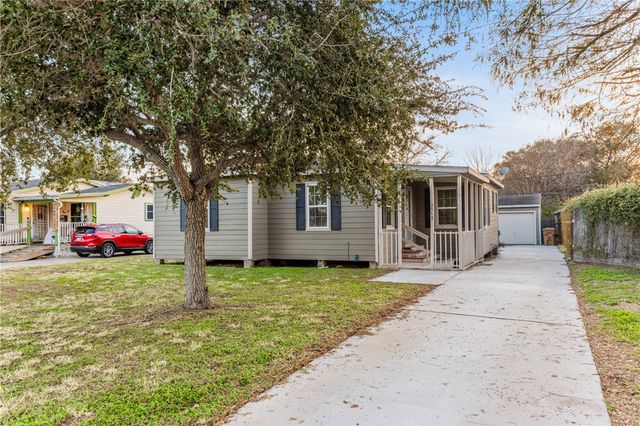 3513 Monterrey St, Corpus Christi, TX 78411