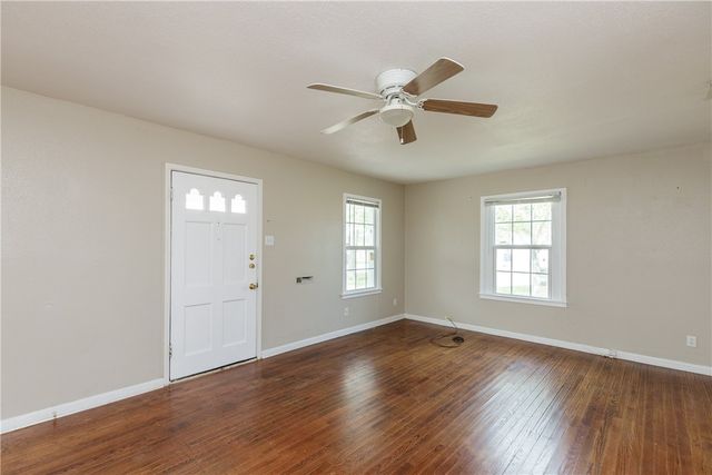 3513 Monterrey St, Corpus Christi, TX 78411