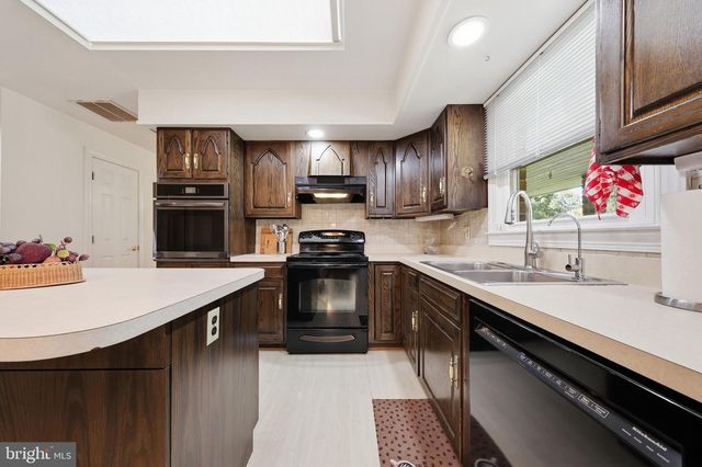 1716 GABLEHAMMER RD, Westminster, MD 21157
