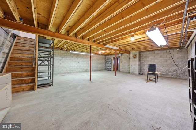 1716 GABLEHAMMER RD, Westminster, MD 21157