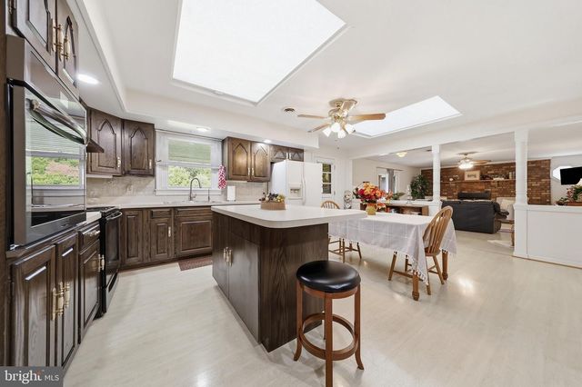 1716 GABLEHAMMER RD, Westminster, MD 21157