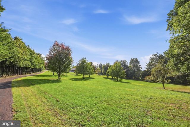 1716 GABLEHAMMER RD, Westminster, MD 21157