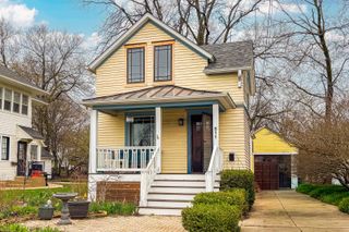 511 Houston Street, Batavia, IL 60510