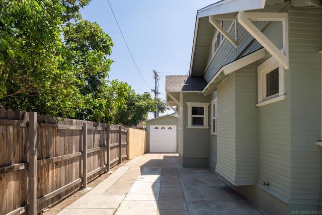 3677 Highland, San Diego, CA 92105