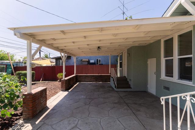 3677 Highland, San Diego, CA 92105