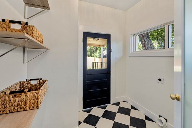 407 S Rosemont Avenue, Dallas, TX 75208
