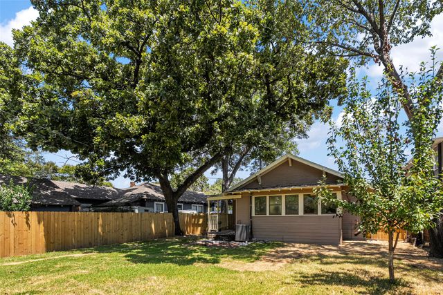 407 S Rosemont Avenue, Dallas, TX 75208