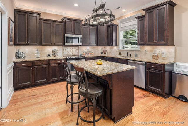3637 Calvary Drive, Greenville, NC 27834