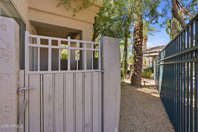 8180 E SHEA Boulevard 1006, Scottsdale, AZ 85260