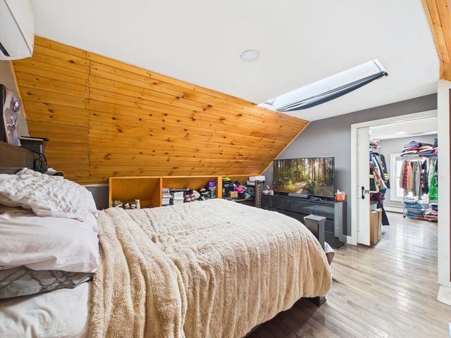 92 Rockland St, New Bedford, MA 02740