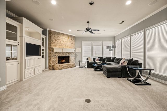 533 Round Hollow Lane, Southlake, TX 76092
