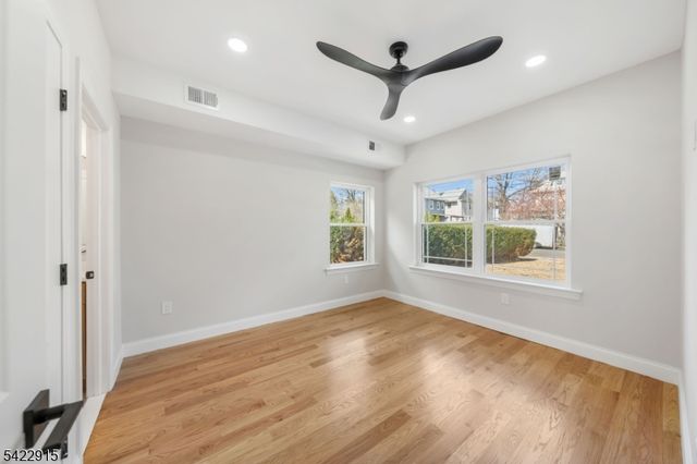 540 Muriel Pkwy, Elizabeth City, NJ 07208