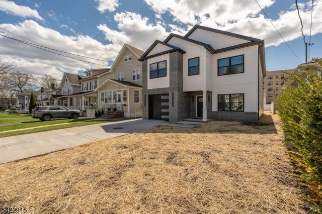 540 Muriel Pkwy, Elizabeth City, NJ 07208