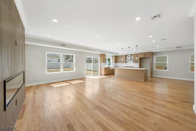 540 Muriel Pkwy, Elizabeth City, NJ 07208