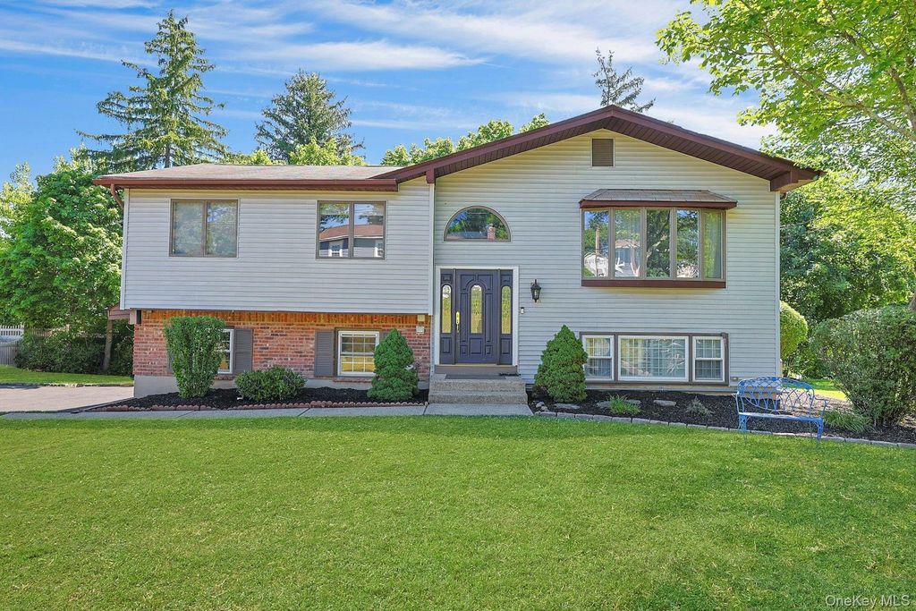 168 Orchid Drive, Pearl River, NY 10965