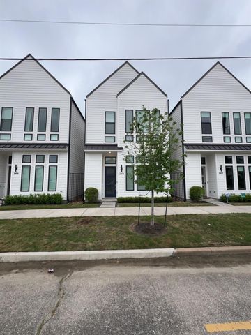 2414 Gray Street, Houston, TX 77003