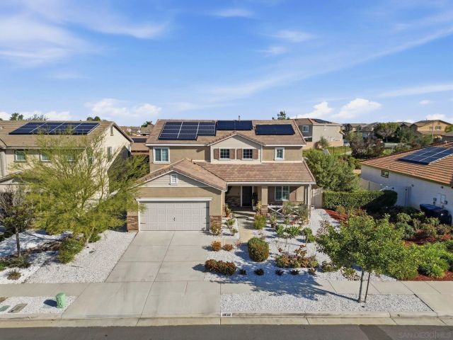 28512 Ironwood Ct, Murrieta, CA 92563