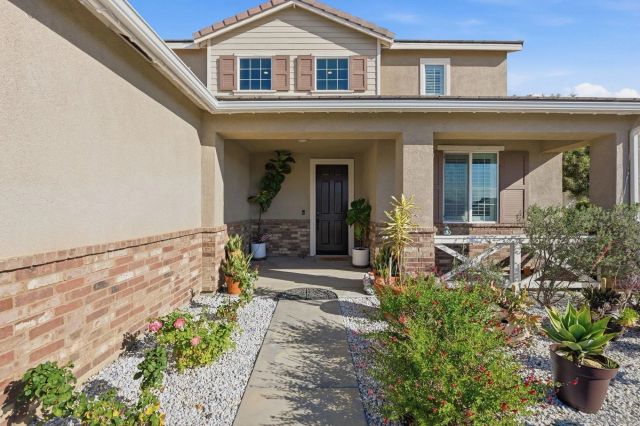 28512 Ironwood Ct, Murrieta, CA 92563