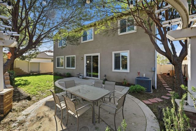 28512 Ironwood Ct, Murrieta, CA 92563