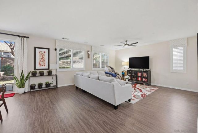 28512 Ironwood Ct, Murrieta, CA 92563