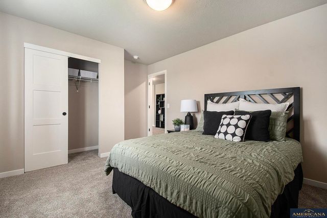 17702 Greenfield Street, Omaha, NE 68136