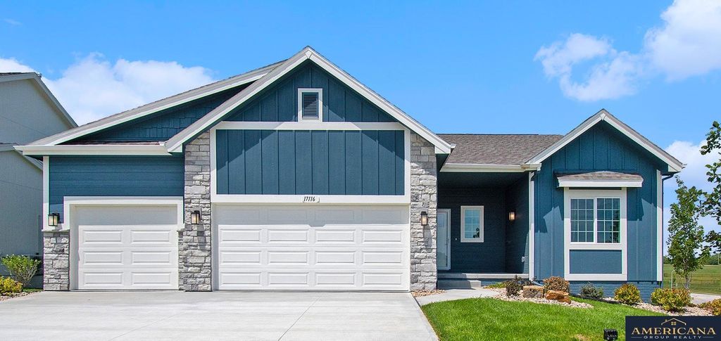 17702 Greenfield Street, Omaha, NE 68136