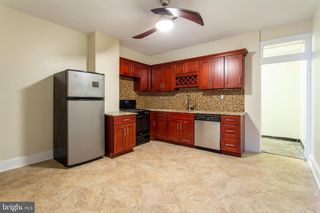 3911 WARREN ST, Philadelphia, PA 19104