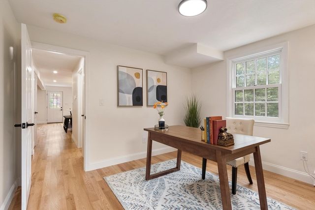 368 Hill Rd, Boxborough, MA 01719