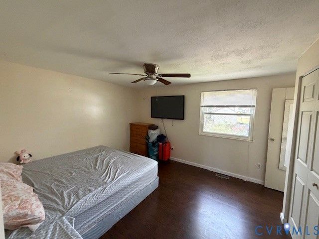 9322 Emmett Rd, Glen Allen, VA 23060