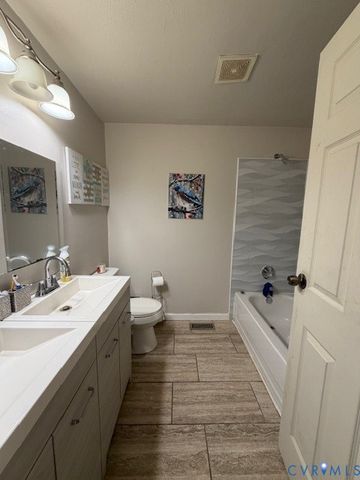 9322 Emmett Rd, Glen Allen, VA 23060