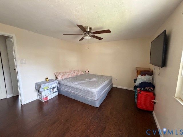 9322 Emmett Rd, Glen Allen, VA 23060