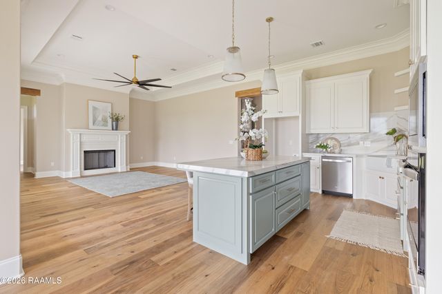 306 Alexander Palm Avenue, Youngsville, LA 70592