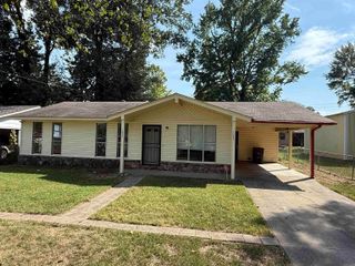 1235 Wright St, Jacksonville, AR 72076