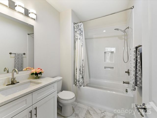 1409 BLOOMSBERRY Lane, Waxhaw, NC 28173