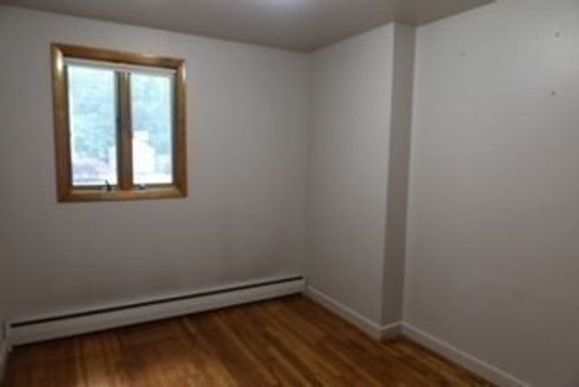 4 Thurston St, Foxboro, MA 02035