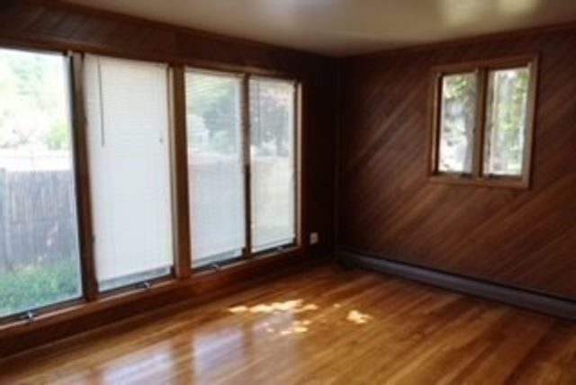 4 Thurston St, Foxboro, MA 02035
