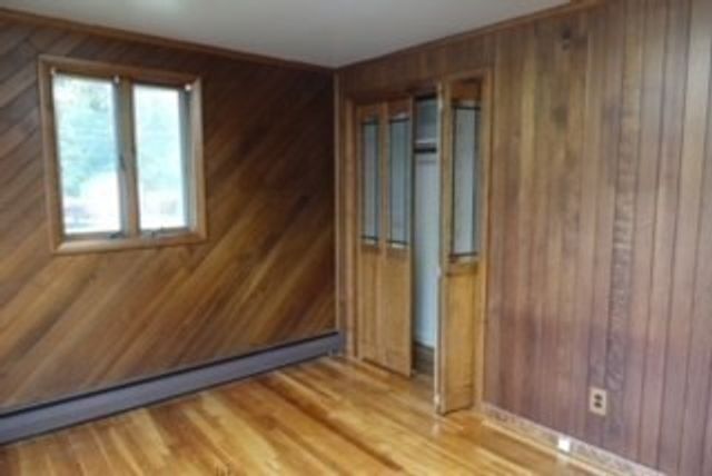 4 Thurston St, Foxboro, MA 02035
