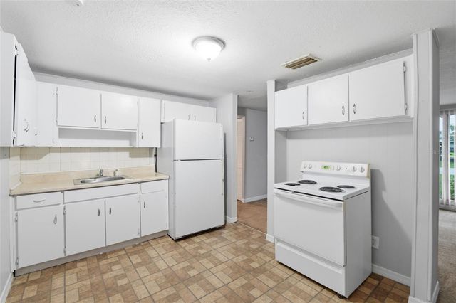 3008 N 43RD STREET, Tampa, FL 33605