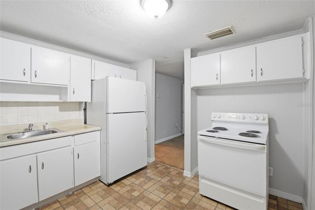 3008 N 43RD STREET, Tampa, FL 33605