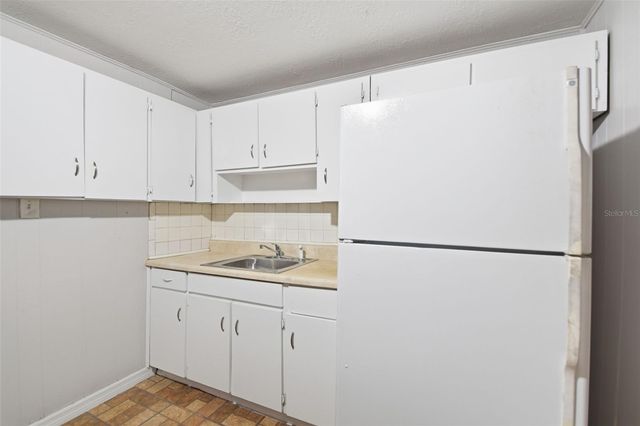 3008 N 43RD STREET, Tampa, FL 33605
