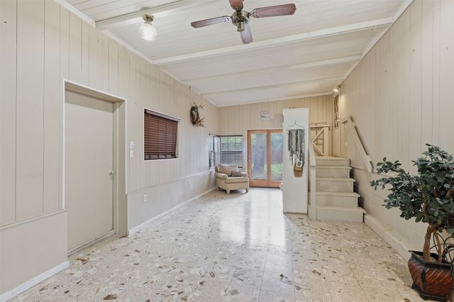 591 Mcfarland Lane, Weatherford, TX 76088