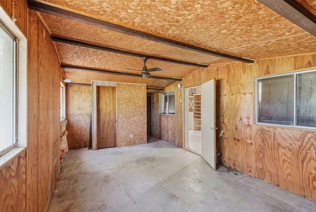 591 Mcfarland Lane, Weatherford, TX 76088