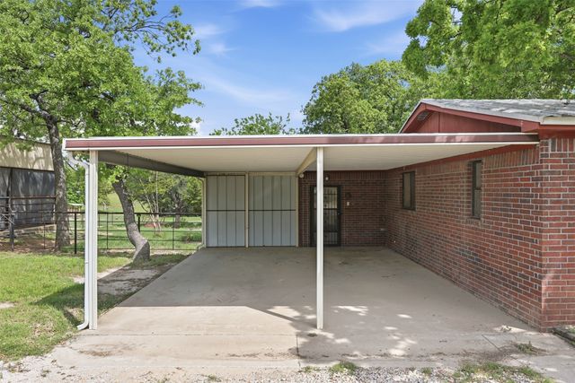 591 Mcfarland Lane, Weatherford, TX 76088