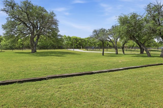 591 Mcfarland Lane, Weatherford, TX 76088