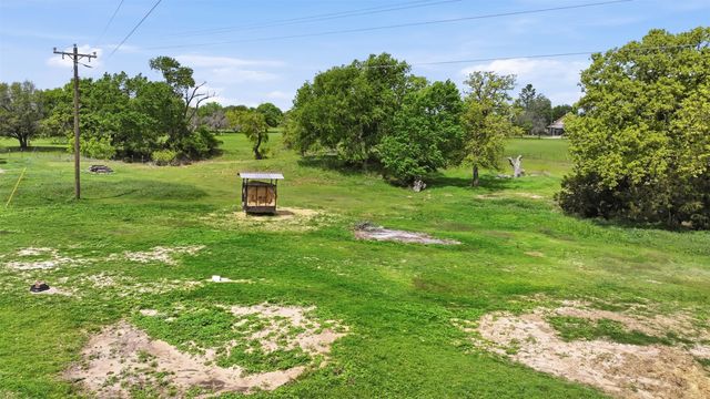 591 Mcfarland Lane, Weatherford, TX 76088