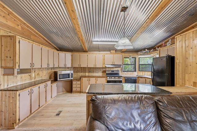 591 Mcfarland Lane, Weatherford, TX 76088