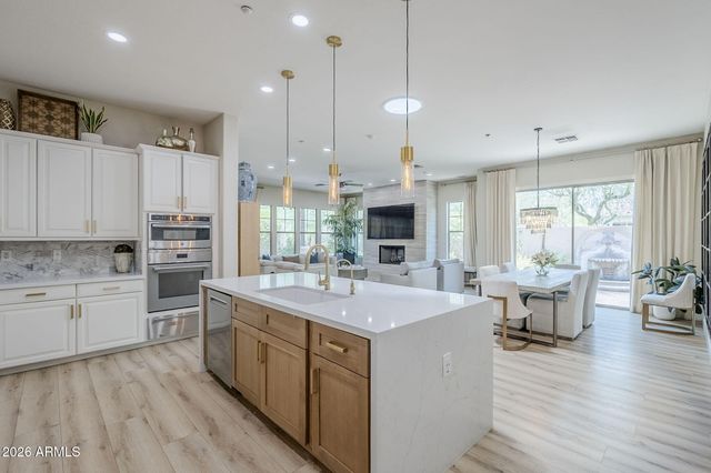 9272 E DESERT VILLAGE Drive, Scottsdale, AZ 85255