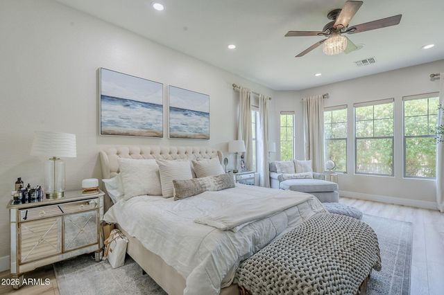 9272 E DESERT VILLAGE Drive, Scottsdale, AZ 85255