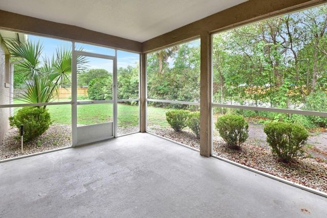 1300 BENTON LAKE DRIVE E, Deland, FL 32724