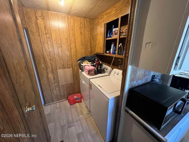 556 COUNTY ROAD 219, Melrose, FL 32666